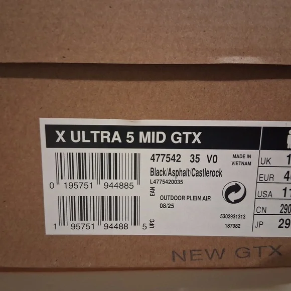 Ultra 5 Mid GORE-TEX Hiking Boots - Men's - Picture 2 of 4